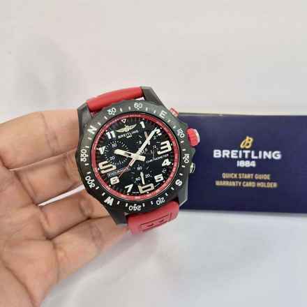 Breitling Endurance Pro Red Edition 44mm Quartz Compleet