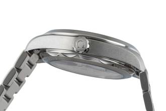 Thumbnail von Omega Seamaster Aqua Terra Montre automatique pour homme 220.10.41.21.03.001 Boîte