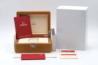 Thumbnail von Omega Seamaster Planet Ocean 600M Chronometer 215.32.44.21.01.001 B&P 2022