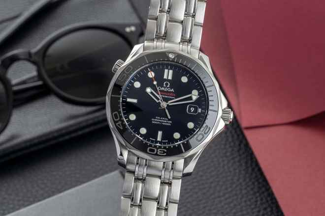 Omega Seamaster Diver 300 M Çelik Otomatik Erkek Saat 212.30.41.20.01.003 B&P