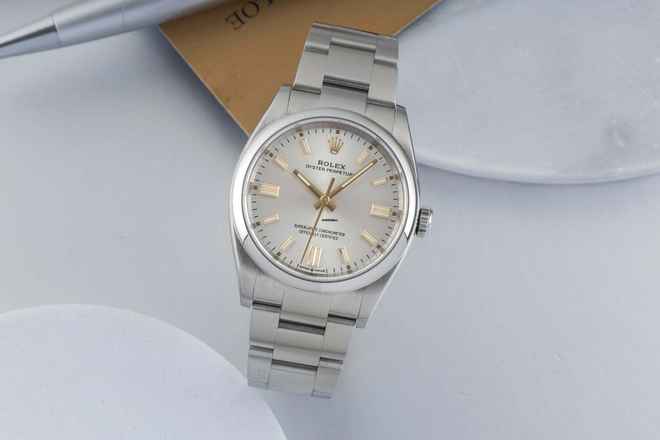  Rolex Oyster Perpetual 36 Silver Dial Stahl Automatik Ref. 126000 B&P 2021 
