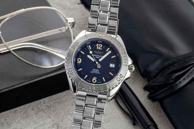  Breitling Shark 300m Quarz Herrenuhr Edelstahl Ref. A58605 