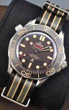 Thumbnail von Omega Seamaster Diver 300 M 210.92.42.20.01.001 James Bond NTTD 007 Edition - Titanium Nato Very Good Full Set 12-2021