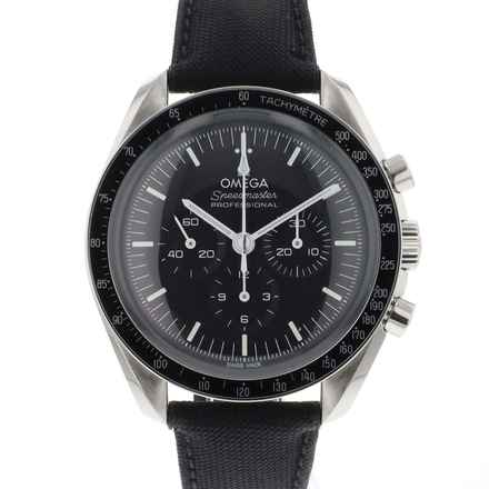  Omega Speedmaster Professional Moonwatch 31032425001001 