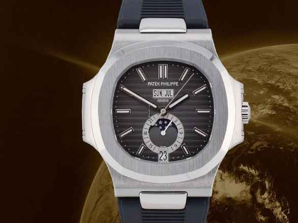  Patek Philippe Nautilus 5726a-001 Like New 2010 - Full Set 