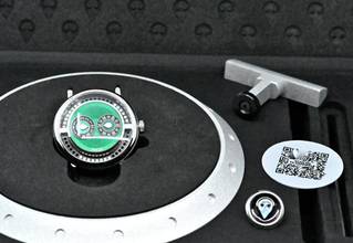 Thumbnail von Mb&f M.A.D.2 green | unworn | Full Set with QR code | Automatic cal. G101