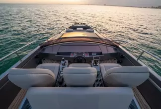 Thumbnail von Pershing 8X