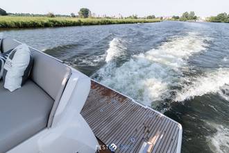 Thumbnail von Prestige 460 FLY RES NOVA