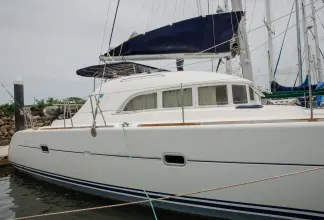 Thumbnail von Lagoon 380