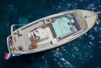 Thumbnail von Interboat Intender 820