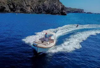 Thumbnail von Interboat Intender 820