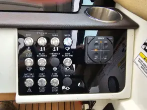 Thumbnail von Sea Ray 320 Sundancer