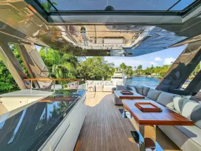 Thumbnail von Ferretti Yachts 850