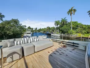 Thumbnail von Ferretti Yachts 850