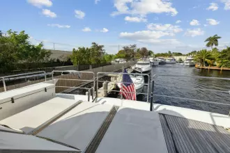 Thumbnail von Azimut 70 Somewhere I Belong