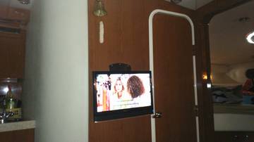 Thumbnail von Regál Commodore 3760