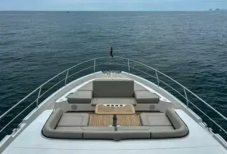 Thumbnail von Fairline Squadron 68