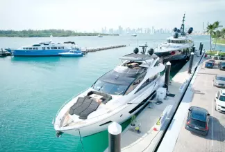 Thumbnail von Sunseeker 86 Yacht Alexa