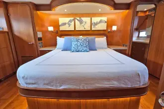 Thumbnail von Outer Reef Yachts 720 Motoryacht SUERTUDO