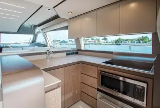 Thumbnail von Ferretti Yachts 550 TIME 2 FLY