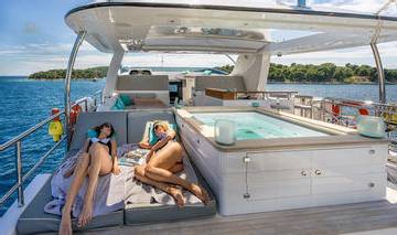 Thumbnail von Own a Benetti Delfino 93 ' from 1.750.000 € VAT paid & Luxury DayBoat Included.