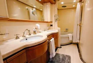 Thumbnail von Custom Line 94