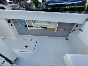 Thumbnail von Cg Boat Works 35 M-Series