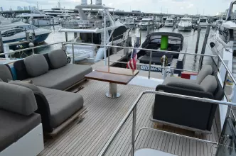 Thumbnail von Azimut 66