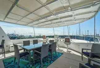 Thumbnail von Custom Flybridge Motoryacht Island Soul