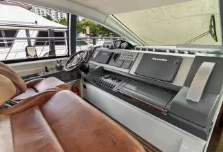 Thumbnail von Azimut 68 Blind Squirrel