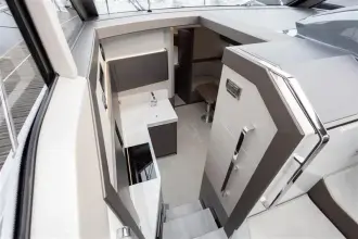 Thumbnail von Galeon 425 HTS