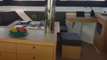 Thumbnail von Dufour Catamaran 48 1606