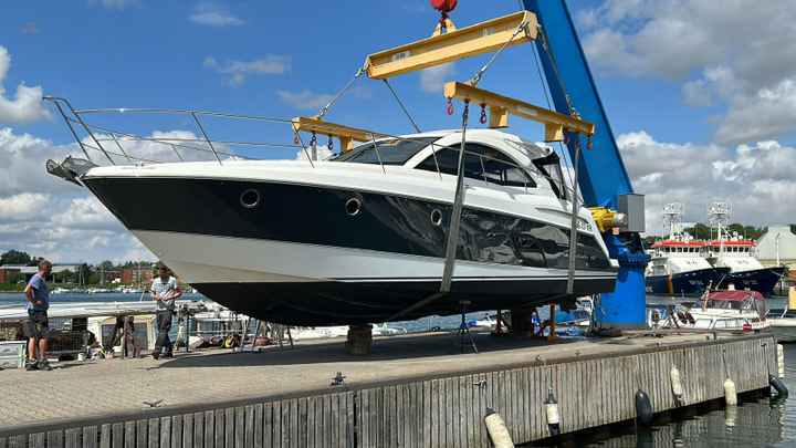 BENETEAU MONTE CARLO 42 HT