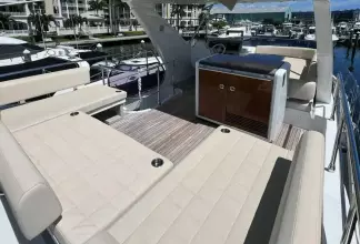 Thumbnail von Azimut 50 Mer-Sea
