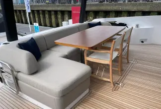 Thumbnail von Azimut 68