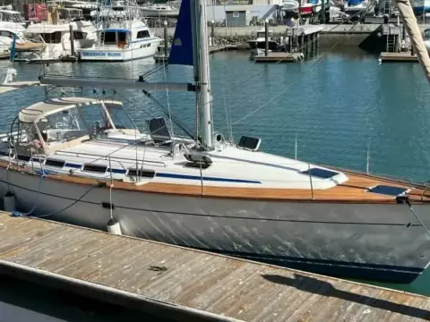 Bavaria 42