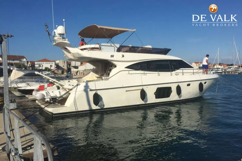 Ferretti Yachts 510