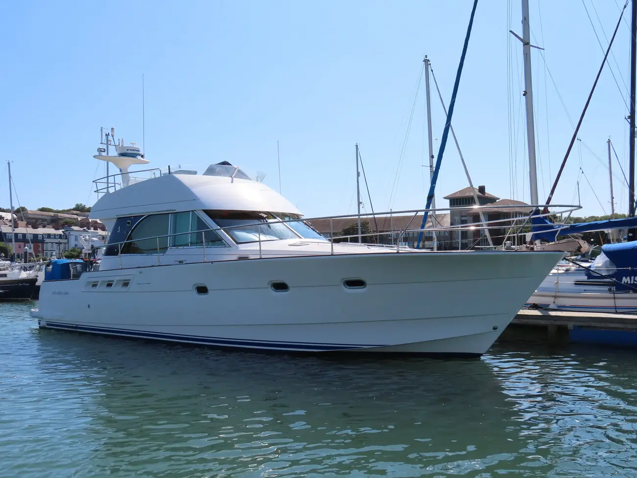 Beneteau Antares 13.80 Oyster Bay