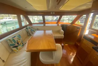 Thumbnail von Trader 42 Kukup Lady