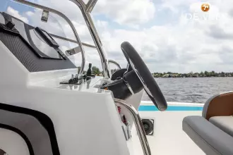 Thumbnail von Beneteau Flyer 10