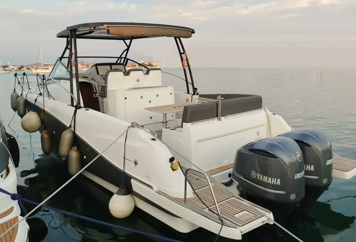 Jeanneau Cap Camarat 10.5 WA