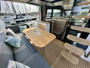 Thumbnail von Sealine F430 Raymarine navigation suite