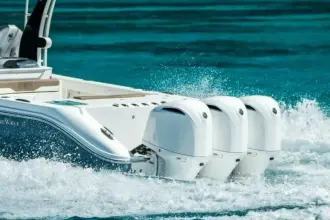 Thumbnail von Edgewater 370 CC