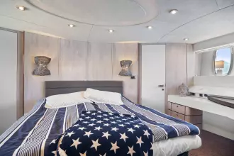 Thumbnail von Fairline Squadron 74