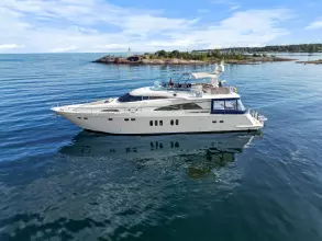 Thumbnail von Fairline Squadron 74