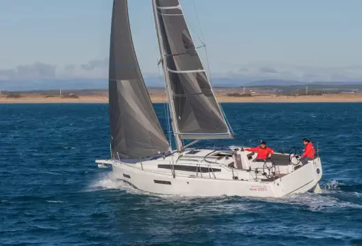 Jeanneau Sun Odyssey 380
