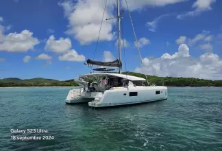 Thumbnail von Lagoon 42 HOA