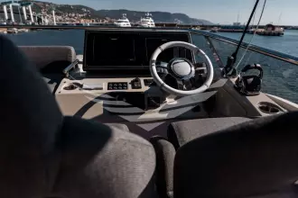 Thumbnail von Azimut S7