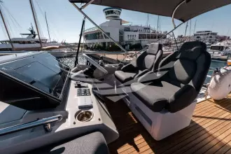 Thumbnail von Azimut S7