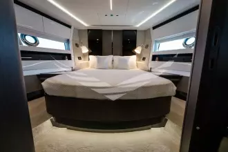 Thumbnail von Azimut S7